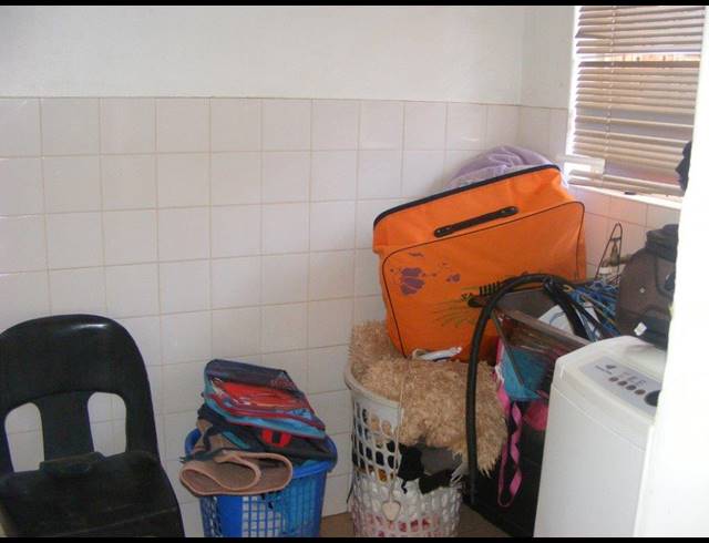 3 BEDROOM HOUSE SOLD IN THE ORCHARDS